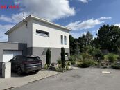 Nadstandardní řadová novostavba s fotovoltaikou, cena 12990000 CZK / objekt, nabízí 