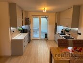 Prodej moderně zrekonstruovaného rodinného domu 4+kk s terasou, ul. Hillova, Opava, cena 8950000 CZK / objekt, nabízí 