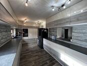 RD s bazénem a krbovou, cena 11400000 CZK / objekt, nabízí 